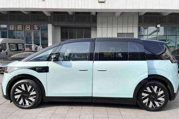 Used Zeekr MIX 2025 Long-Range Intelligent Driving Edition
