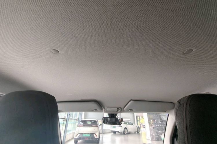 Used Wuling Hongguang MINIEV 2021 Macaron Sandwich Model 170 km Lithium Iron Phosphate