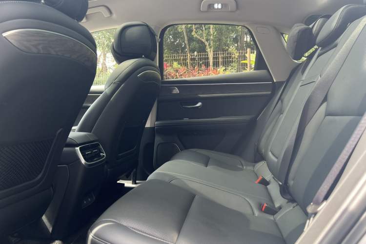 Used Hima AITO M5 2022 Range-Extended Rear-Drive Standard Version