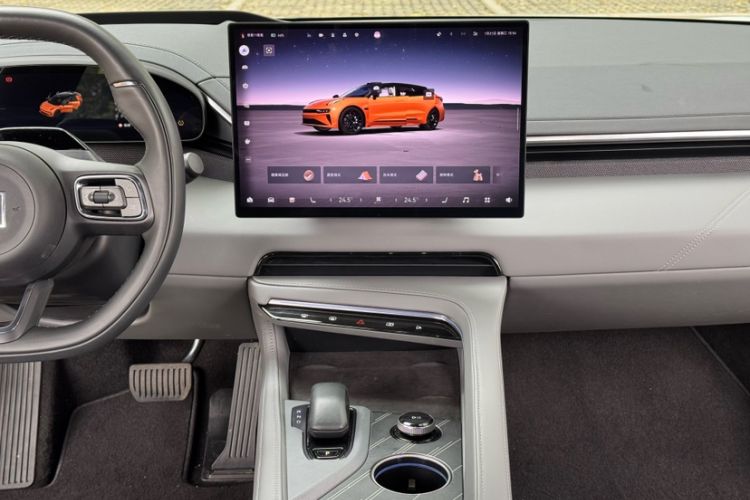 Used Zeekr 001 2025 WE Edition 100 kWh Rear-Wheel Drive