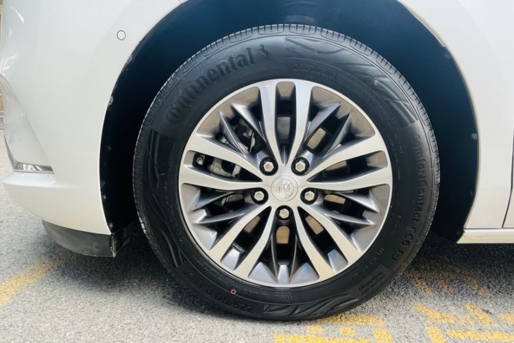 Used Buick GL8 2020 ES Land Cruiser 653T Luxury Edition