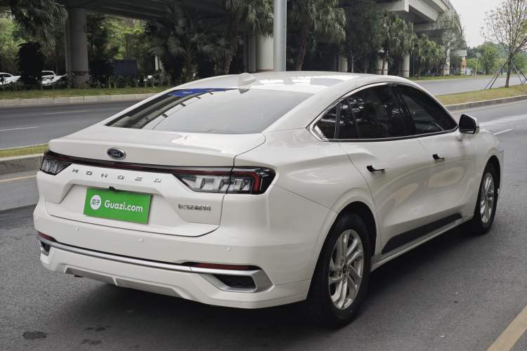 Used Ford Mondeo 2023 EcoBoost 180 Comfort Model Exterior 4