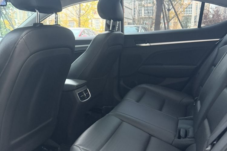 Used Hyundai Elantra (6th Generation / Lingdong) 2016 1.6L Automatic ZhiXuan · Luxury Version Exterior 6