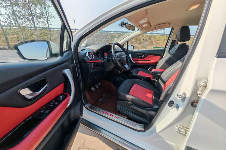 Used Haval H1 2016 Revised Version Blue Badge 1.5L Manual Comfort Edition
