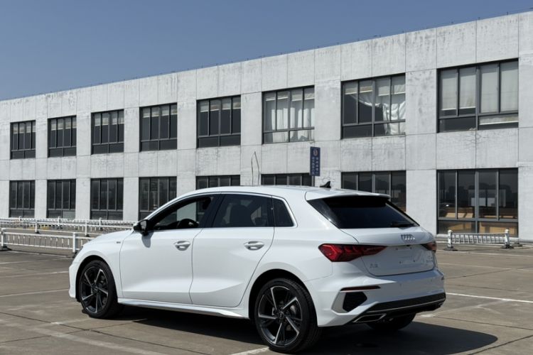 Used Audi A3 2023 Updated Sportback 35 TFSI Stylish Sports Type
