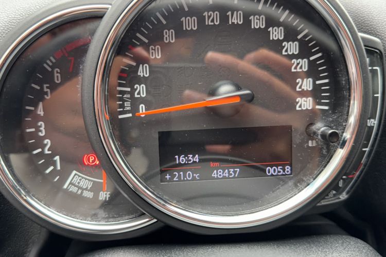 Used MINI Countryman 2019 1.5T COOPER Artist Weekend Travel Edition Interior 3