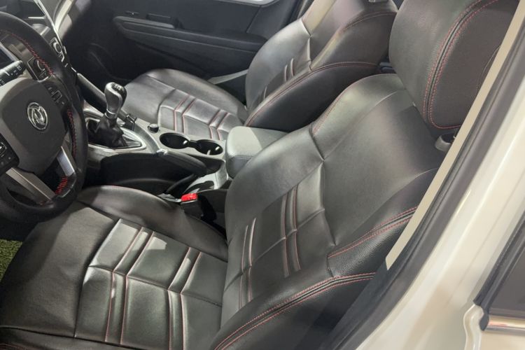 Used Dongfeng Aeolus AX7 2016 2.0L Manual Zhuyue Model