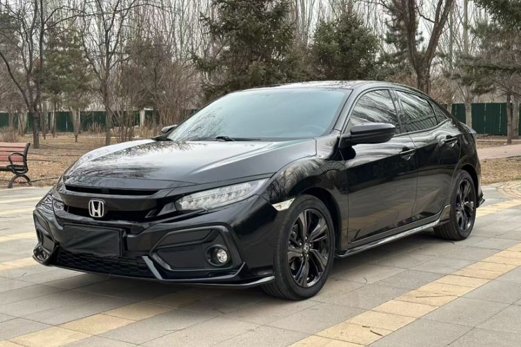 Used Honda Civic 2021 HATCHBACK 220TURBO CVT Trendy Cool Edition