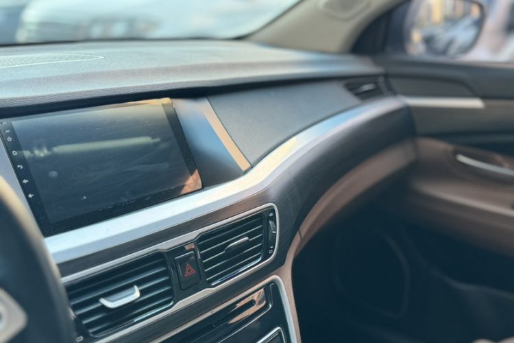 Used Geely Auto Emgrand GT 2017 2.4L Zunya Model
