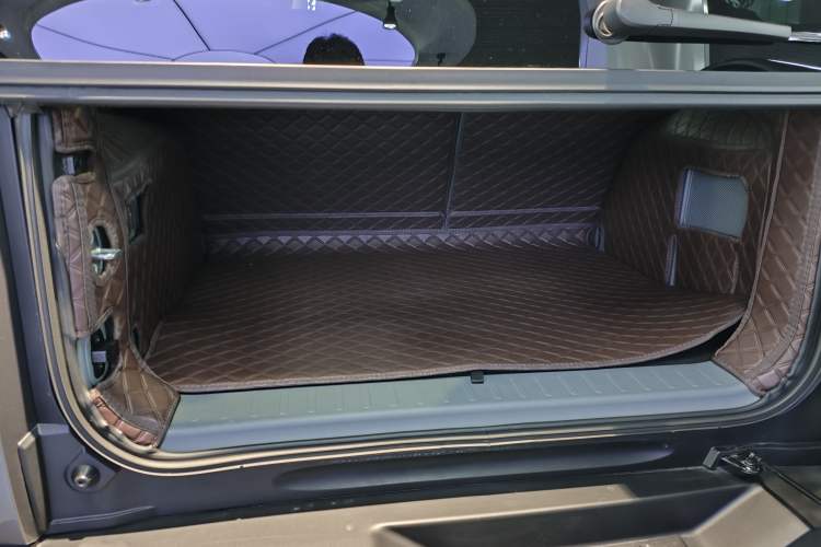 Used BAIC Off-Road BJ40 2026 Model 2.0T Gasoline Standard Edition
