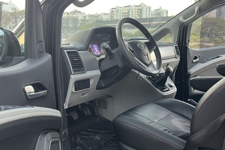 Used JAC Refine M4 2021 2.0L Manual Commercial Edition