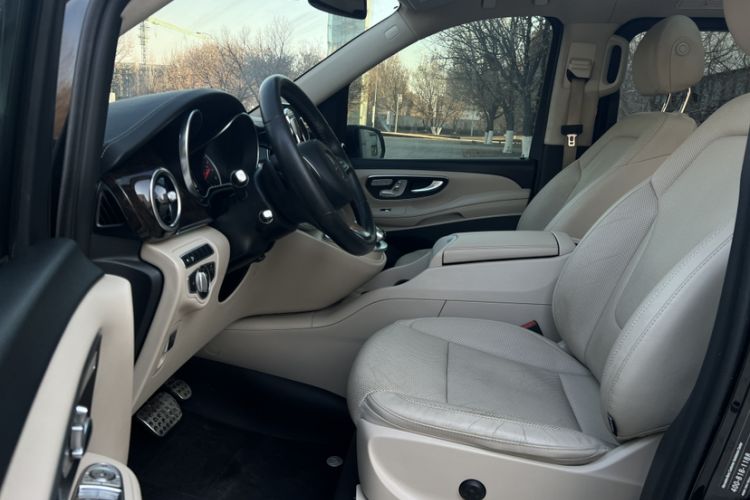 Used Mercedes-Benz V-Class 2018 V 260 L Prestige Extended Version China VI