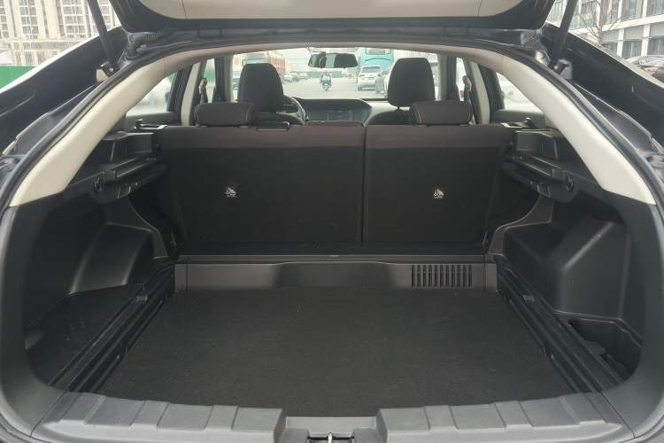 Used Venucia T90 2017 2.0L Manual ChenShang Edition
