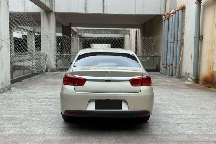 Used Citroen C4 Sega 2016 1.6L Automatic Luxury Model Exterior 5