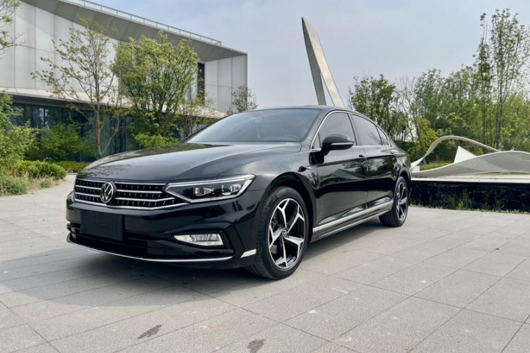 Used Volkswagen Magotan 2023 2 Million Units Commemorative Edition 330TSI DSG Luxury Version