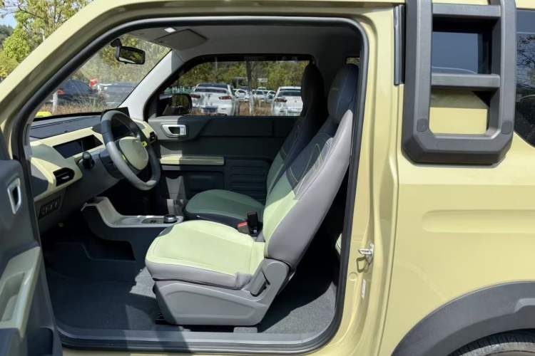 Used Geely Galaxy Panda 2024 200km Panda Rider
