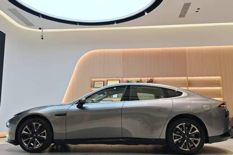 Used XPeng P7 2020 670E