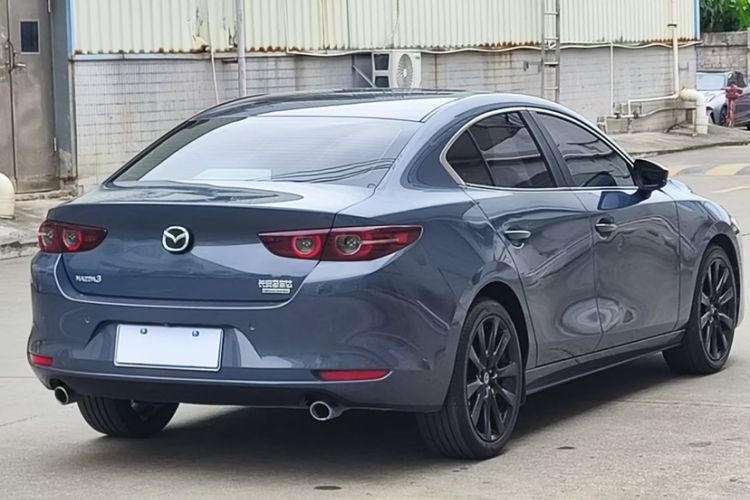 Used Mazda 3 Axela 2022 2.0L Automatic Zhiya Edition Exterior 2