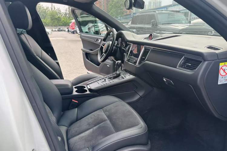 Used Porsche Macan 2017 Macan 2.0T