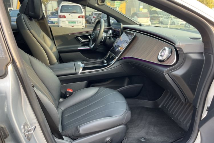 Used Mercedes-Benz EQE 2022 350 Luxury Edition
