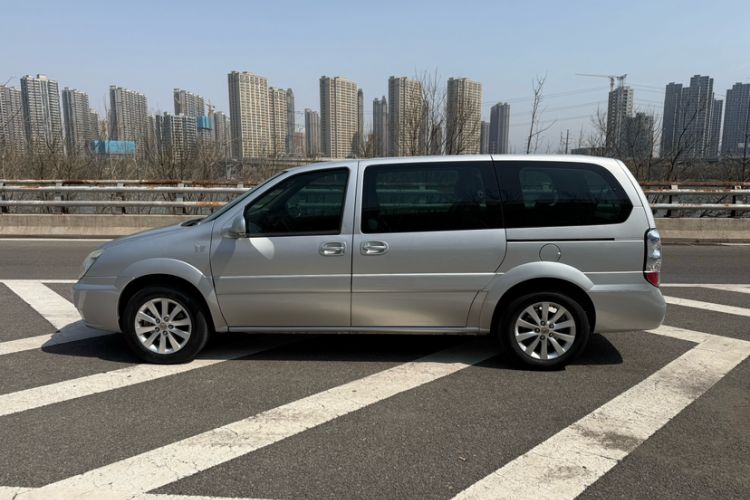 Used Buick GL8 2014 2.4L Classic Edition
