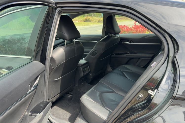 Used Toyota Camry 2019 2.5G Luxury Edition China VI Standard Interior 7