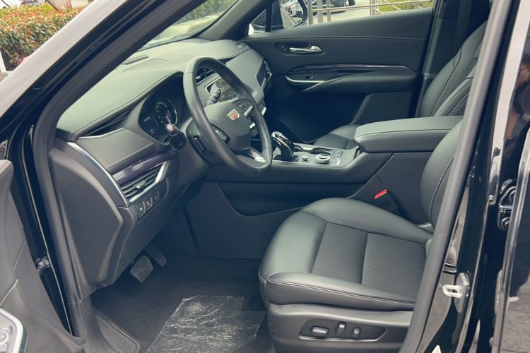 Used Cadillac XT4 2021 28T Two-Wheel Drive Tech Edition
