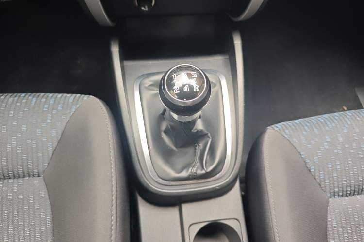 Used Bestune B30 2016 1.6L manual Comfort trim level
