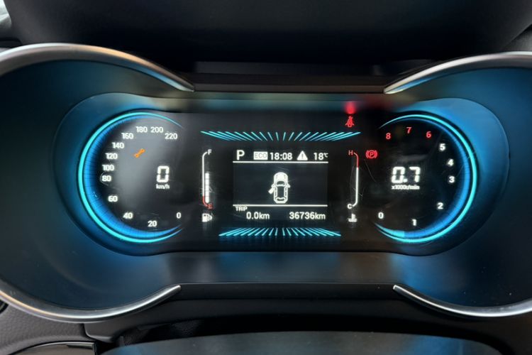 Used JETOUR X70M 2021 1.5T DCT Prestige Partner Model 5 Seats Odometer Close Up