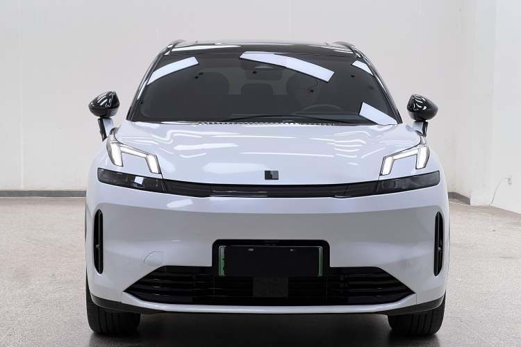 Used Lynk & Co 08 EM-P 2023 245km Ultra-Long Range Halo