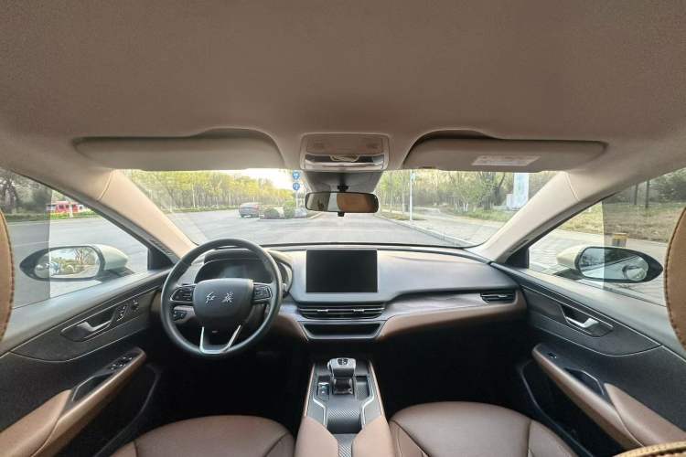 Used Hongqi E-QM5 2022 431 km Charge & Enjoy Edition Interior 2