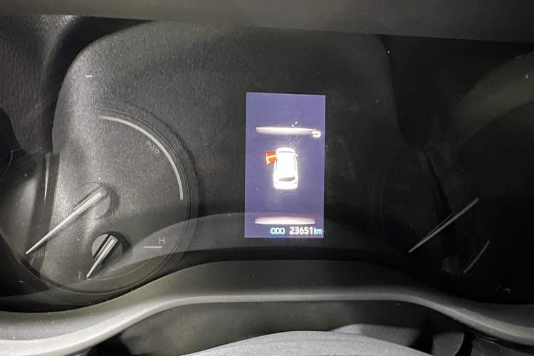 Used Toyota SIENNA 2024 2.5L Hybrid Four-Wheel Drive Prestige Edition