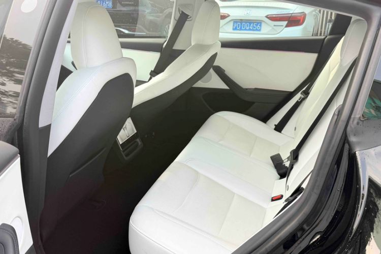 Used Tesla Model 3 2023 Long-Range All-Wheel-Drive Version