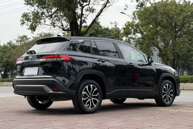 Used Toyota FRONTLANDER 2023 2.0L CVT Luxury Edition
