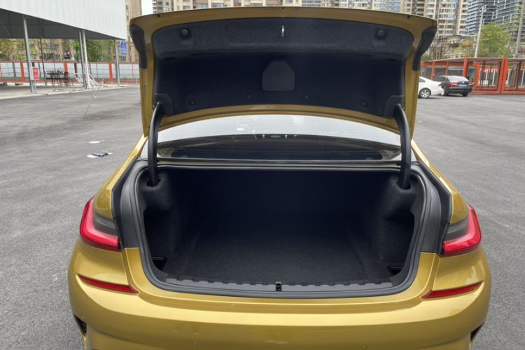 Used BMW 3 Series 2020 325Li M Sport Package Trunk