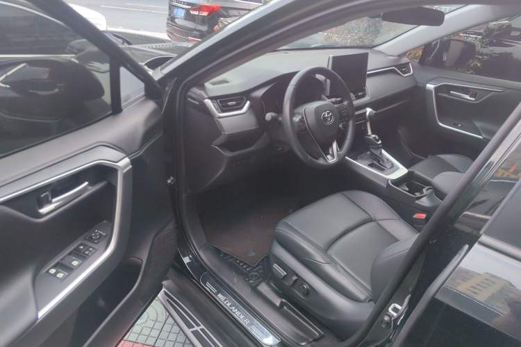 Used Toyota Wildlander 2022 2.0L CVT Two-Wheel Drive Luxury PLUS Edition Instrument Cluster