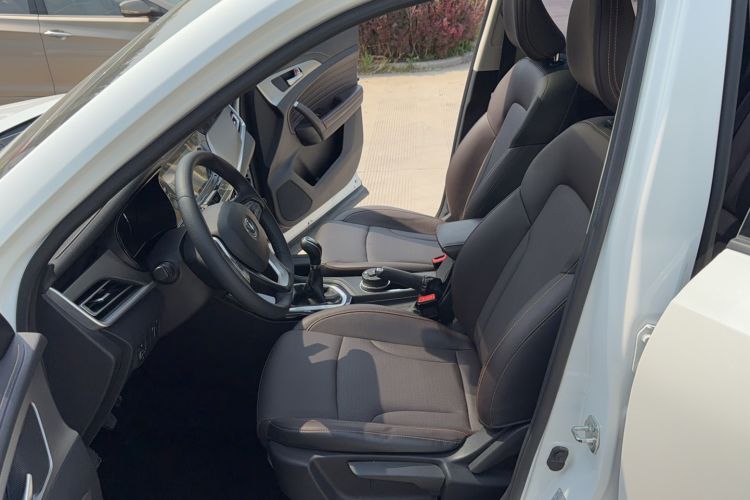 Used CHANGAN CS35PLUS 2019 1.6L Manual Chuanlian Edition Left Front Seat