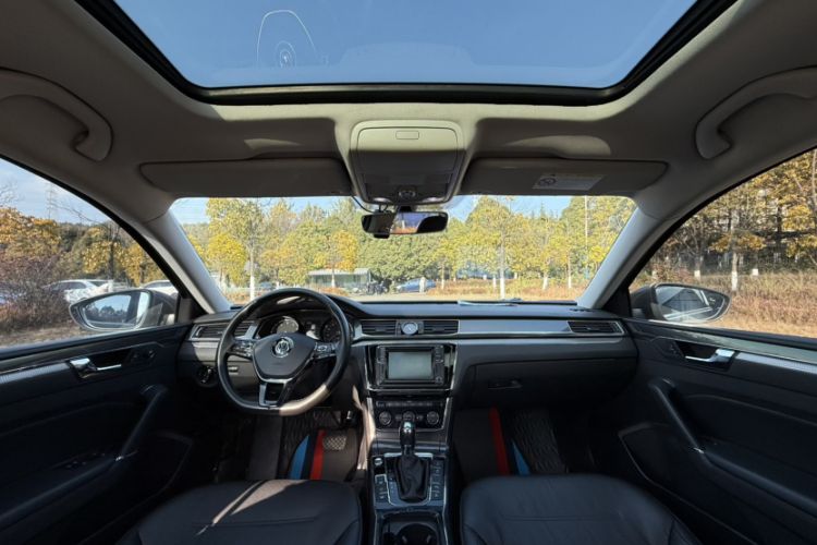 Used Volkswagen Passat 2017 330TSI DSG Prestige Edition
