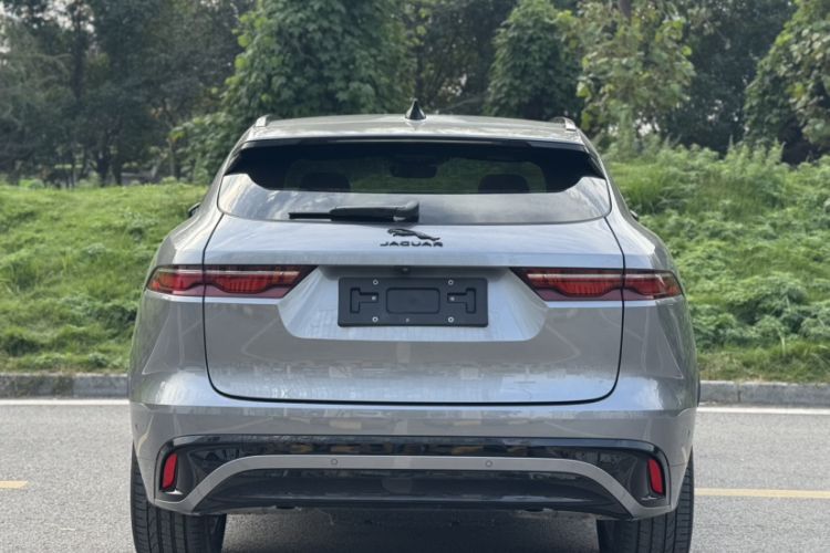 Used Jaguar F-PACE 2025 P250 R-Dynamic SE