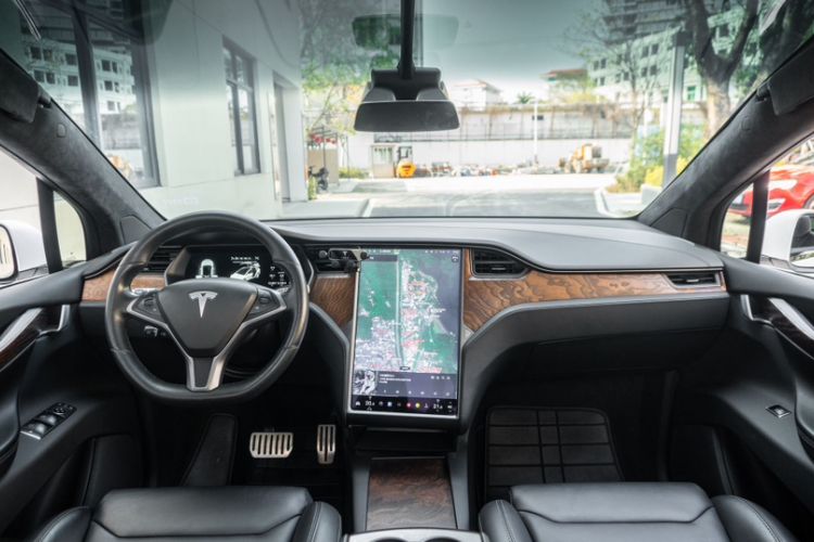 Used Tesla Model X 2019 Long-Range Version
