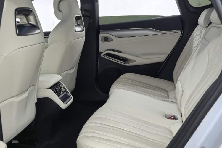 Used BYD Song L EV 2024 662 km Excellence Version