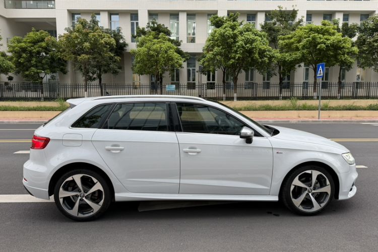 Used Audi A3 2020 Sportback 35 TFSI Sporty Model China VI