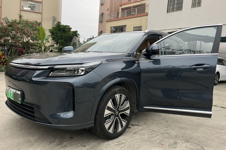 Used Landian E5 PLUS 2025 165 km Long-Range Version Pro 7-Seater
