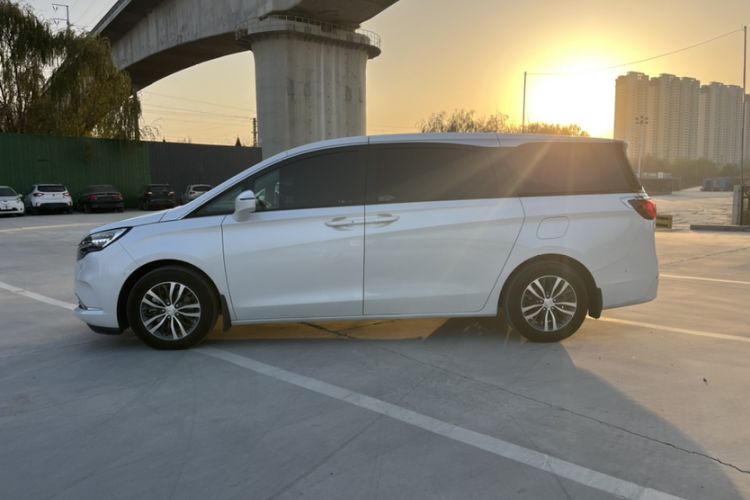 Used Buick GL8 2021 ES Land Cruiser 653T Luxury Edition