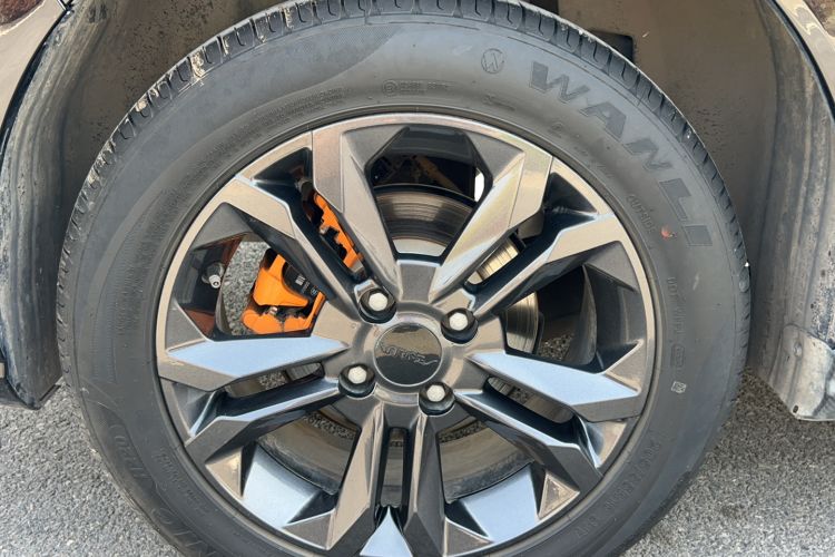 Used Dongfeng Aeolus Yixuan 2023 Mach Edition 1.5L Automatic Chasing Wind Version Exterior 4