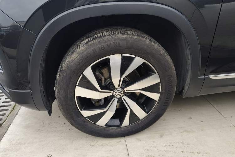 Used Volkswagen Tayron 2020 330TSI Two-Wheel Drive Luxury Smart Connectivity Version