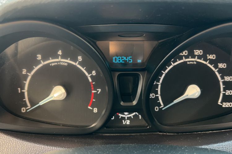 Used Ford EcoSport 2013 1.5L Automatic Fashion Model
