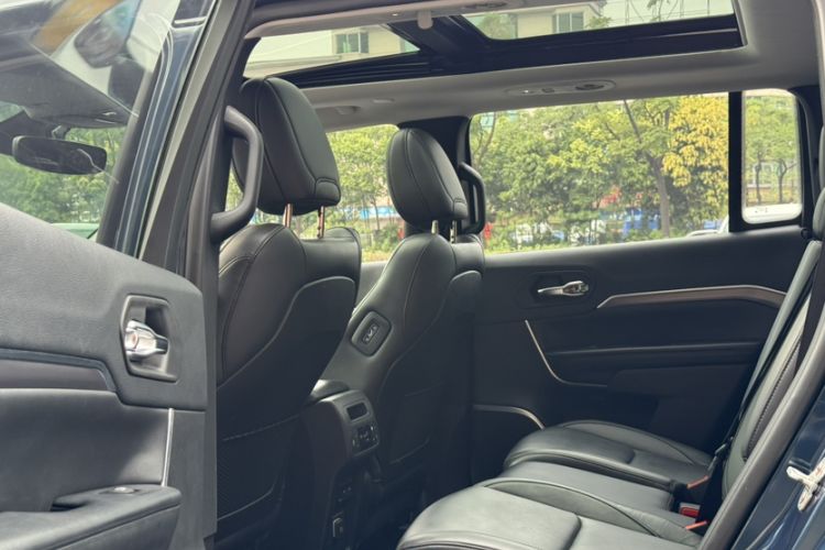 Used Jeep Grand Commander 2018 2.0T Four-Wheel Drive Enjoyment Version China V
