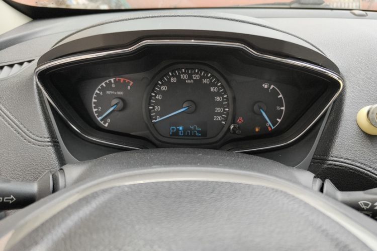 Used Ford Escort 2015 1.5L Automatic Fashion Model
