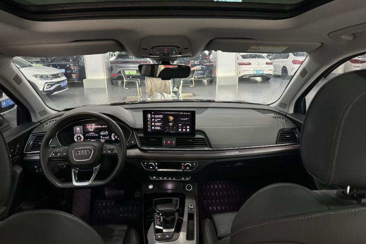 Used Audi Q5L 2022 45T Luxury Dynamic Model Interior 1